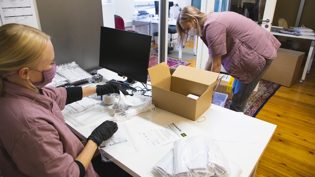 Medanta lahjoittaa 11 000 kasvomaskia Suomi-Ruotsi-maaottelutapahtumaan