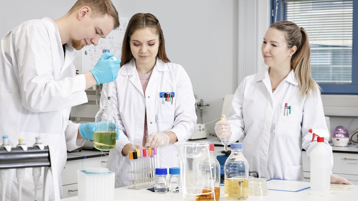 Medantan kankaiden antimikrobista tehoa testattiin – Medanta Flex torjuu bakteeria 99,8-prosenttisesti