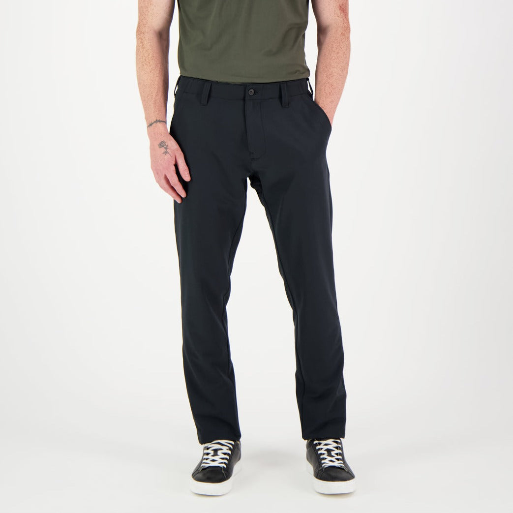 Mallin päällä mustat Tuuri unisex chinot